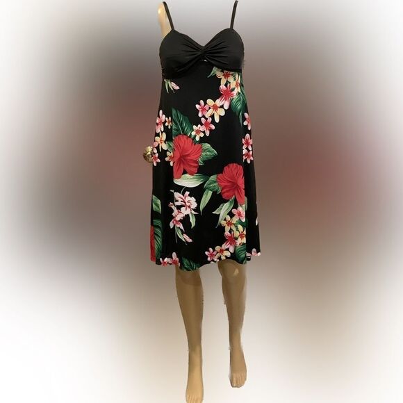 Hilo Hattie Other - NWT Hilo Hattie twist front camisole dress black sz S